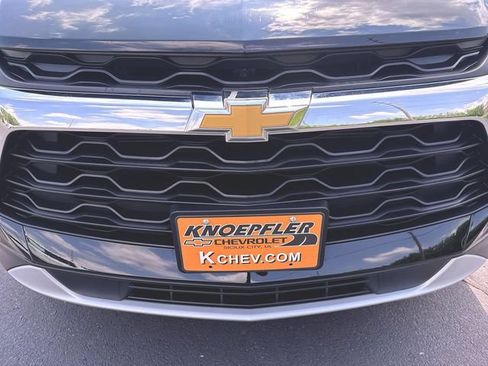 Used 2025 Chevrolet Blazer LT AWD/4WD image 30