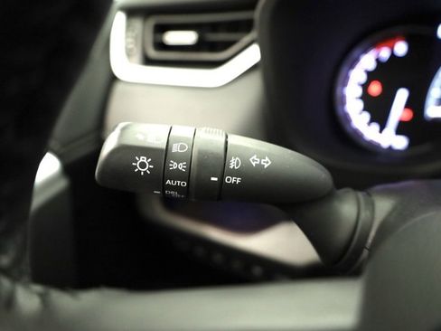 Certified 2022 Toyota RAV4 Limited image 28