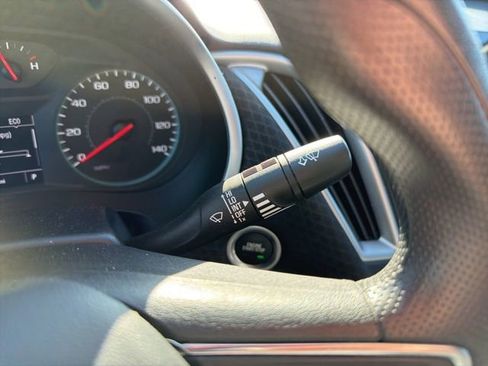 Used 2023 Chevrolet Malibu LT image 36