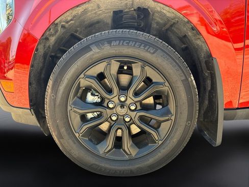 Used 2024 Ford Maverick Lariat w/ Black Appearance Package FWD image 9