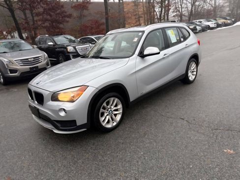 Used 2015 BMW X1 xDrive28i image 1