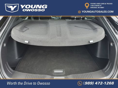 Used 2025 Buick Envista Sport Touring w/ Experience Buick Package FWD image 31