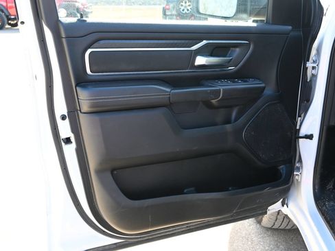 Used 2025 RAM 1500 Big Horn AWD/4WD image 7