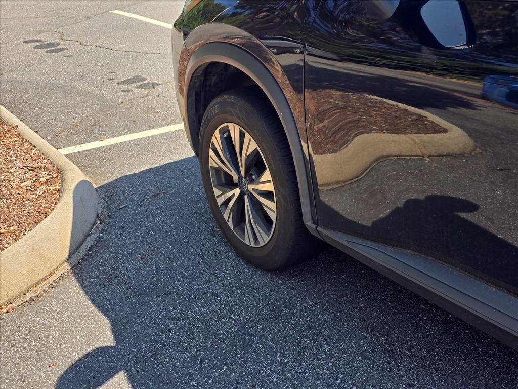 Used 2022 Nissan Rogue SV AWD/4WD image 20