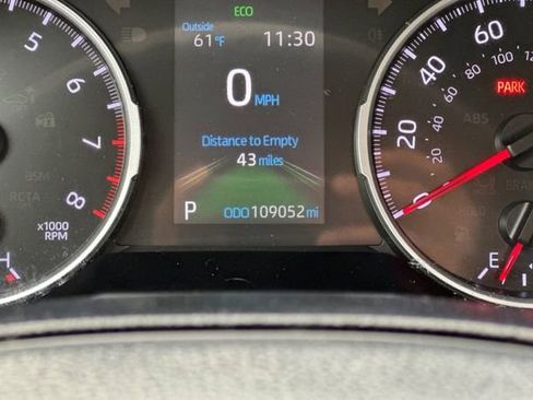 Certified 2019 Toyota RAV4 LE image 27