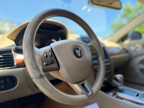 Used 2007 Jaguar XK Convertible RWD image 22