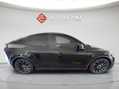 Used 2022 Tesla Model Y Performance AWD/4WD image 7