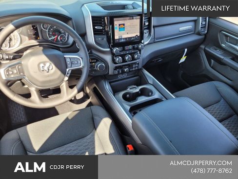 New 2026 RAM 1500 Big Horn AWD/4WD image 9