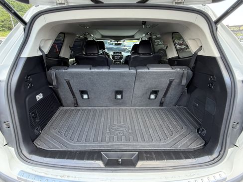 Used 2021 Subaru Ascent Limited w/ Technology Package AWD/4WD image 13