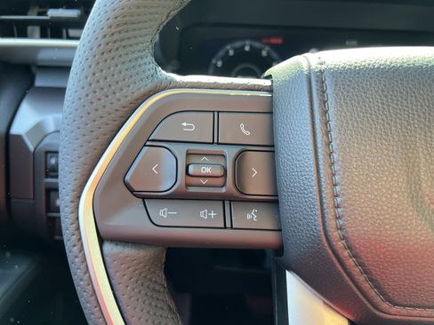 New 2026 Toyota Tacoma TRD Off-Road AWD/4WD image 15