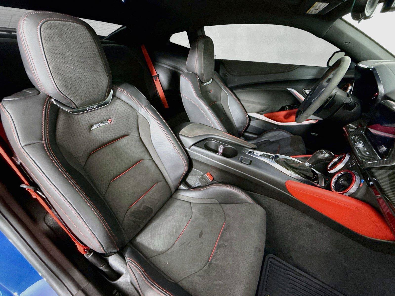 Used 2022 Chevrolet Camaro ZL1 RWD image 28
