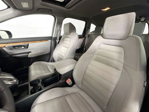 Used 2017 Honda CR-V EX image 3