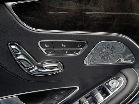 Used 2015 Mercedes-Benz S 63 AMG 4MATIC Coupe image 22