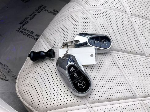 Used 2021 Mercedes-Benz Maybach S 580 4MATIC image 15