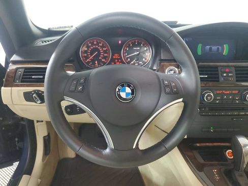 Used 2013 BMW 328i Convertible RWD image 13