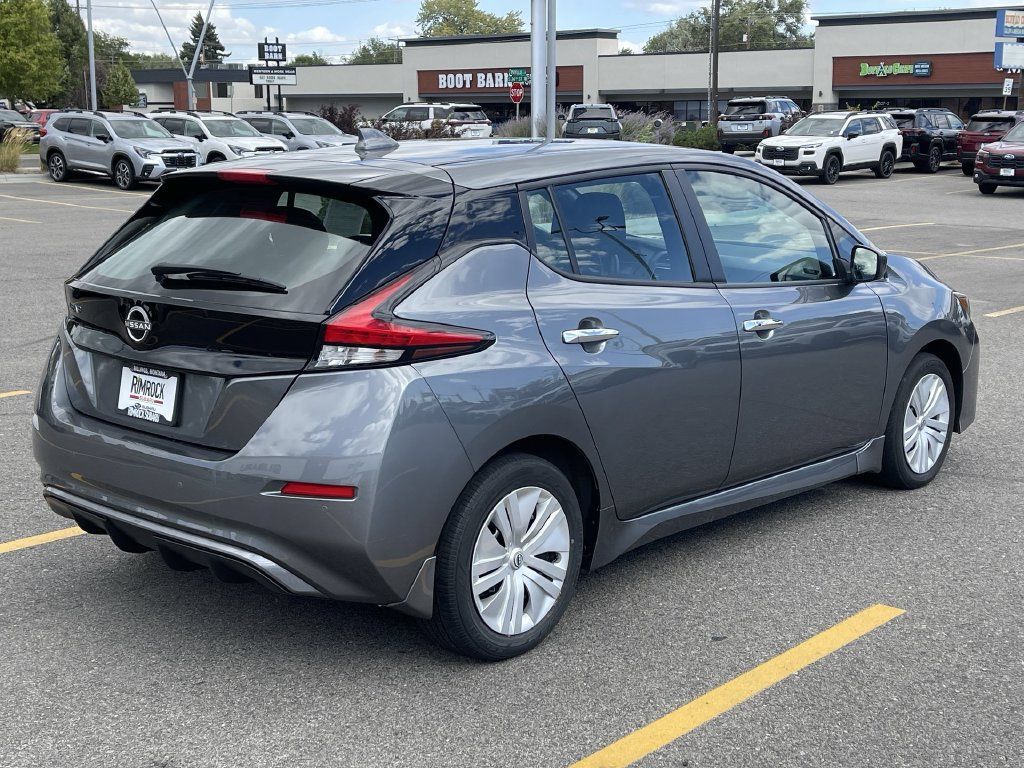 Used 2025 Nissan Leaf S FWD image 10