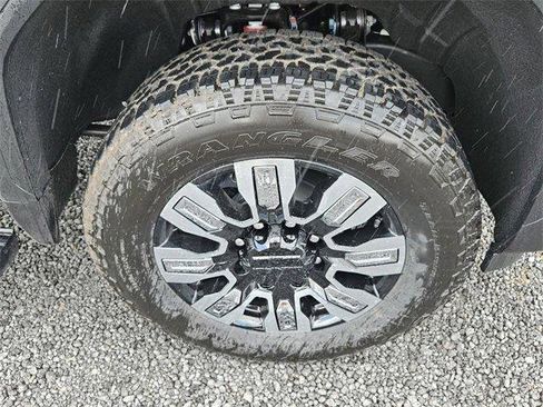 New 2025 GMC Sierra 2500 Denali w/ Denali Reserve Package image 16