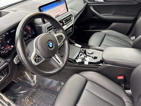 Used 2022 BMW X3 M40i w/ Premium Package image 9