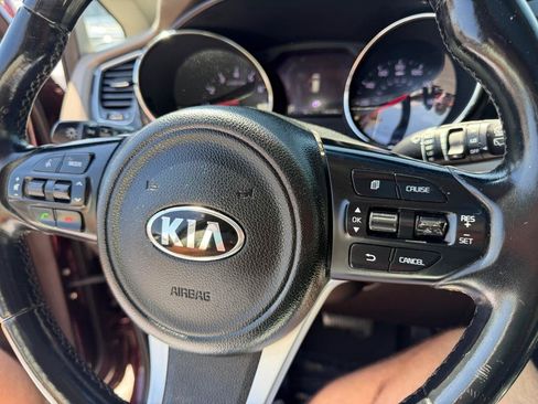 Used 2016 Kia Sedona SX Limited FWD image 43