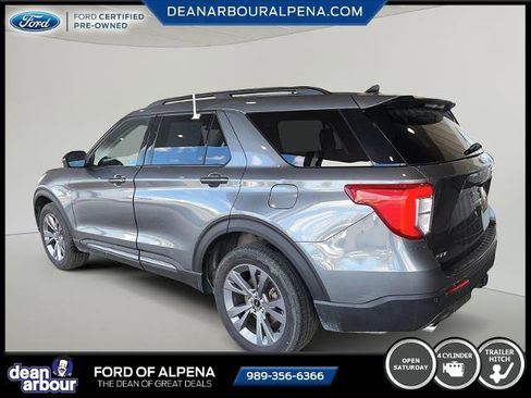 Certified 2023 Ford Explorer XLT w/ Equipment Group 202A AWD/4WD image 4