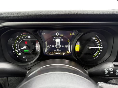 Used 2025 Jeep Wrangler Willys 4xe image 11