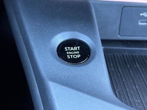 New 2026 Nissan Sentra SR w/ Floor Mat Package image 18