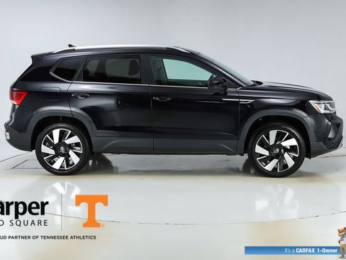 Used 2024 Volkswagen Taos SEL AWD/4WD image 10