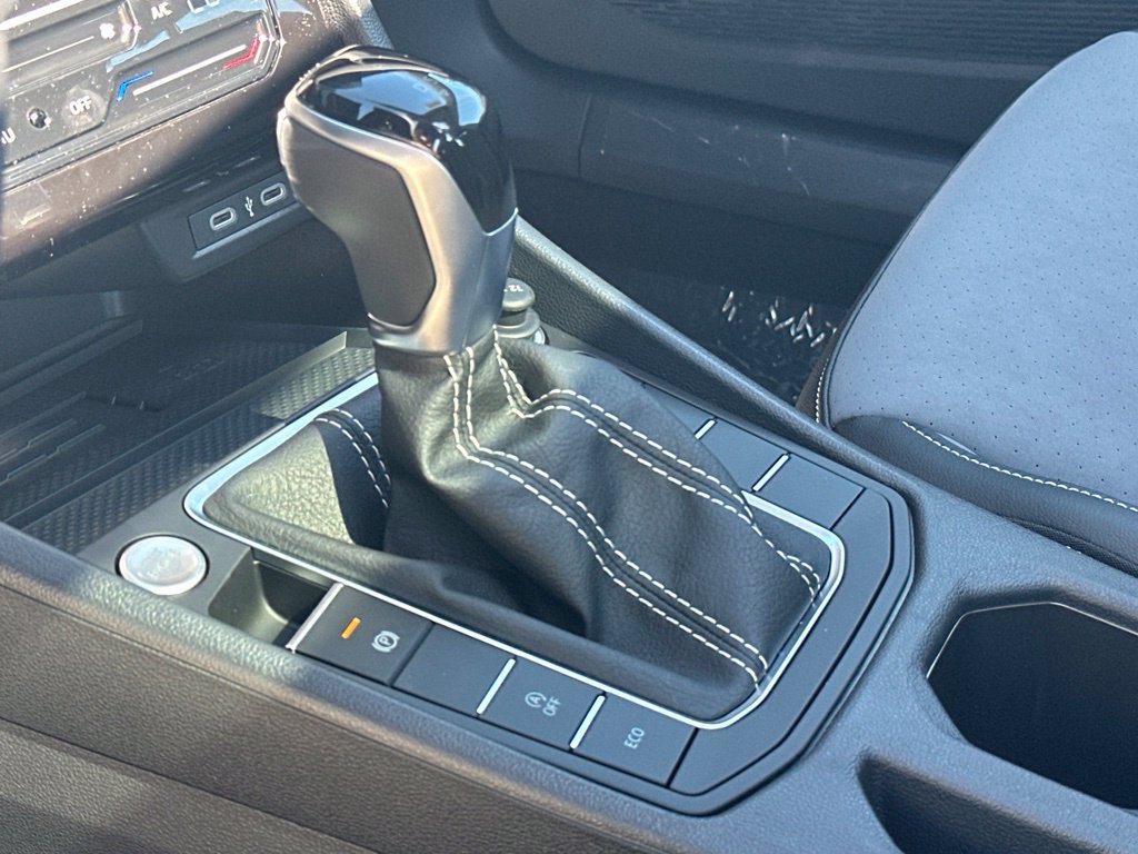 New 2027 Volkswagen Jetta SE FWD image 28