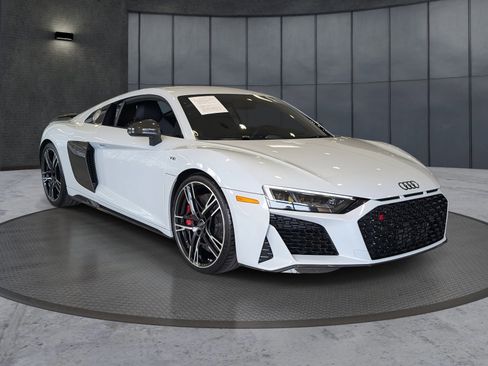 Used 2023 Audi R8 V10 performance image 6