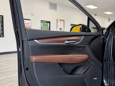 Used 2019 Cadillac XT5 Luxury image 15