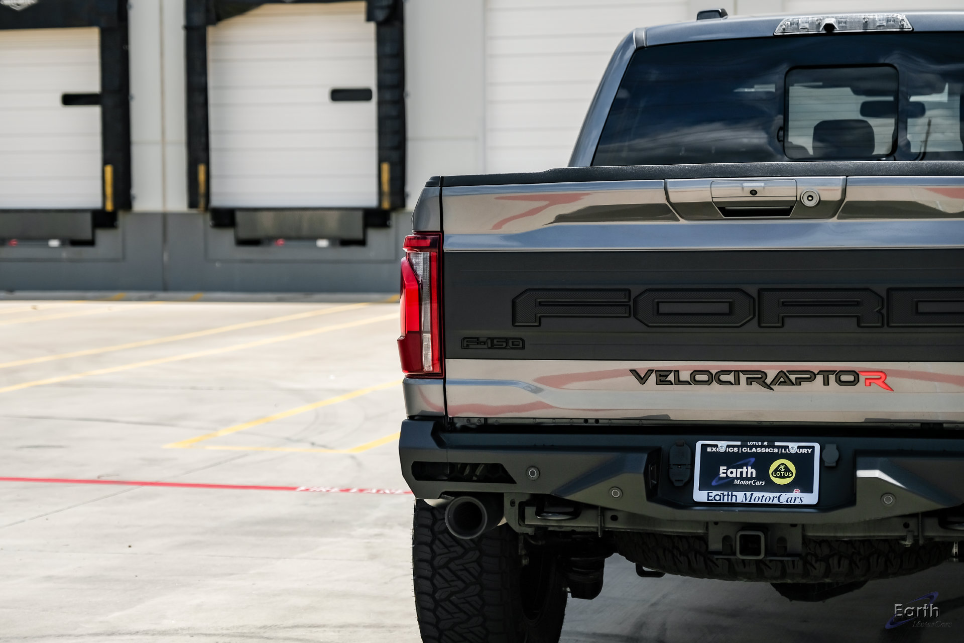 Used 2025 Ford F150 Raptor w/ Equipment Group 803A Raptor R AWD/4WD image 16