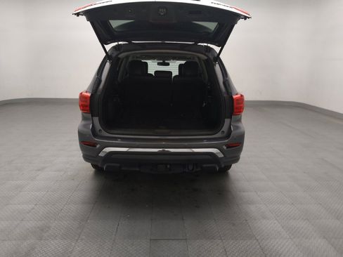 Used 2017 Nissan Pathfinder Platinum w/ Family Entertainment Package FWD image 29