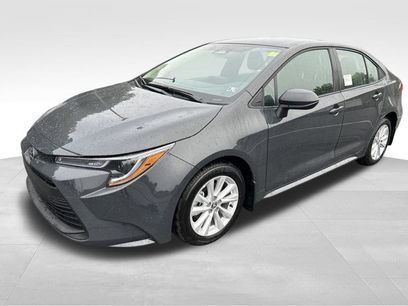 New 2025 Toyota Corolla LE