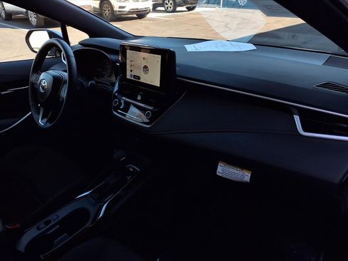 Certified 2025 Toyota Corolla SE image 23