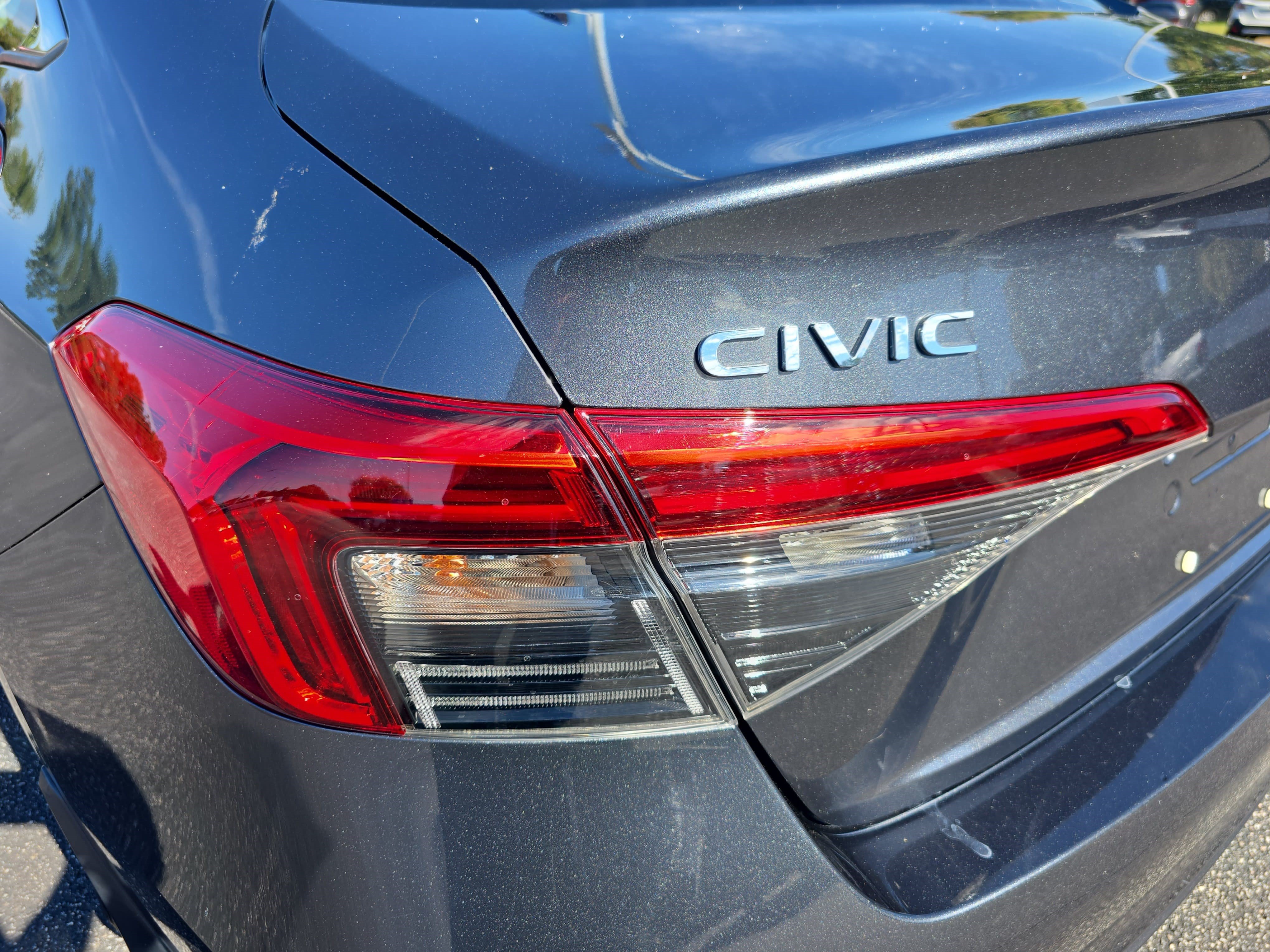 Used 2023 Honda Civic LX image 32
