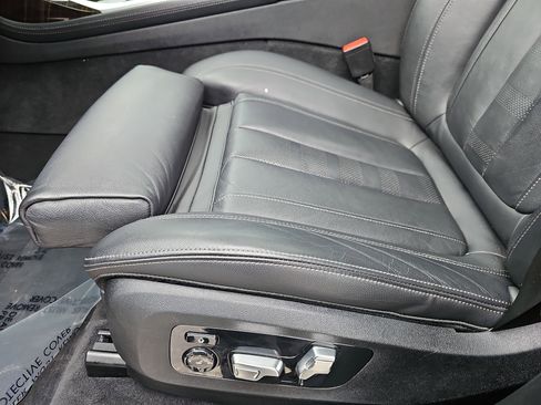 Used 2020 BMW X7 xDrive40i w/ Cold Weather Package image 31