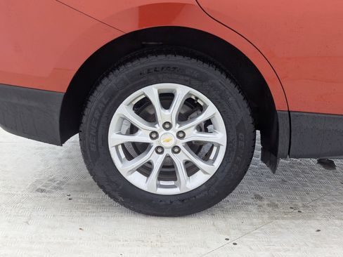 Used 2020 Chevrolet Equinox LS image 12
