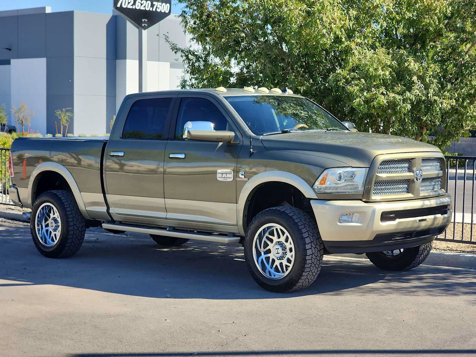 Used 2015 RAM 2500 Longhorn w/ Convenience Group AWD/4WD image 2
