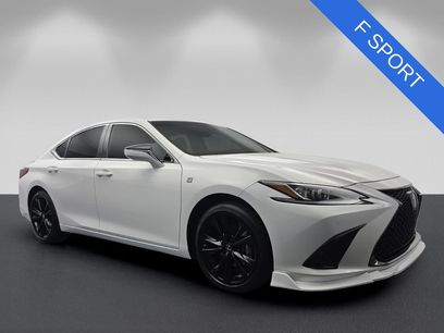 Used 2023 Lexus ES 350 F Sport w/ Accessory Package (Z2)