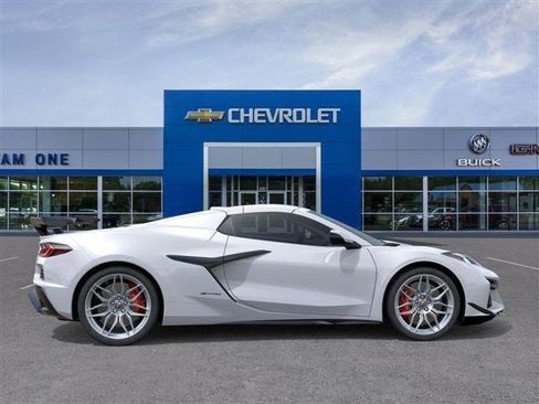 New 2026 Chevrolet Corvette Z06 w/ Z07 Performance Package image 5
