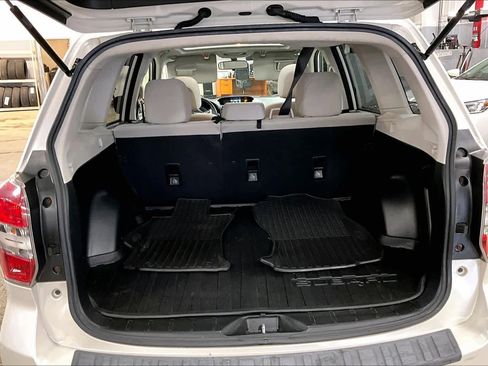 Used 2014 Subaru Forester 2.5i Premium w/ All-Weather Package image 33