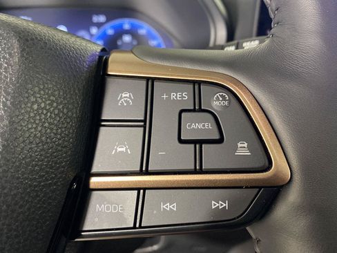 Used 2025 Toyota Grand Highlander AWD Hybrid image 12