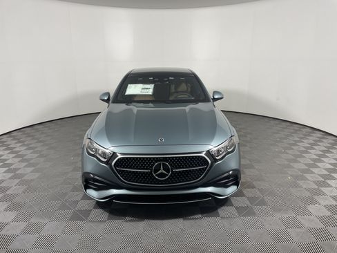New 2026 Mercedes-Benz E 450 4MATIC Sedan image 8
