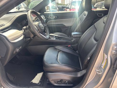 Used 2025 Jeep Compass Limited AWD/4WD image 24