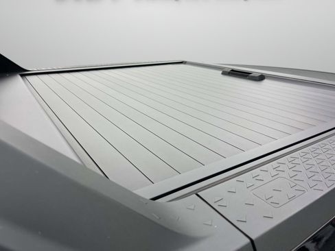 Used 2024 Hyundai Santa Cruz SEL w/ Activity Package image 12