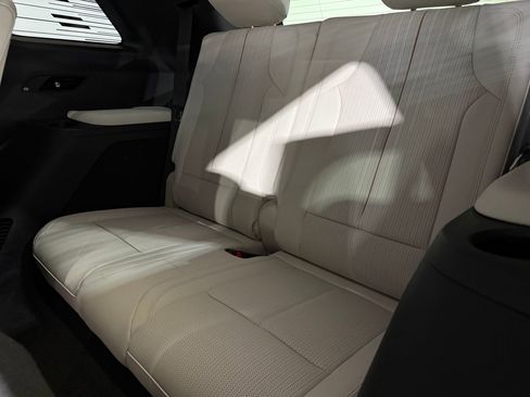 New 2026 Cadillac Vistiq Sport image 45