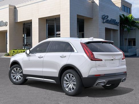Certified 2023 Cadillac XT4 Premium Luxury w/ Enhanced Visibility Package AWD/4WD image 3