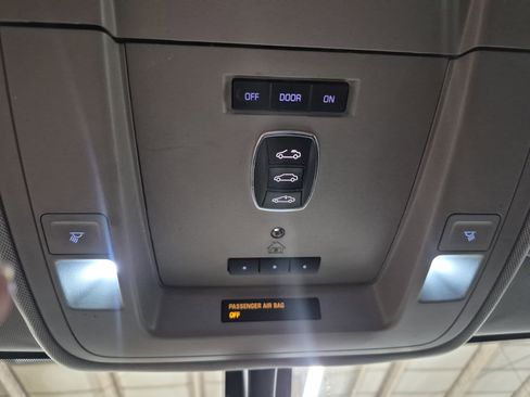 Used 2016 GMC Sierra 1500 SLE w/ SLE Value Package image 34