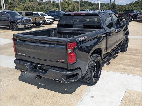 Used 2023 Chevrolet Silverado 1500 RST w/ Convenience Package II AWD/4WD image 7