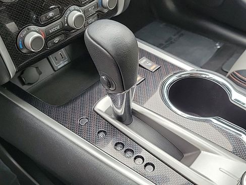 Used 2020 Nissan Pathfinder SL image 31